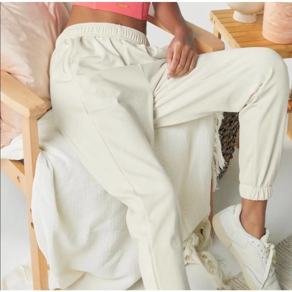 Gymshark x Whitney Simmons Whitney Loose Joggers
